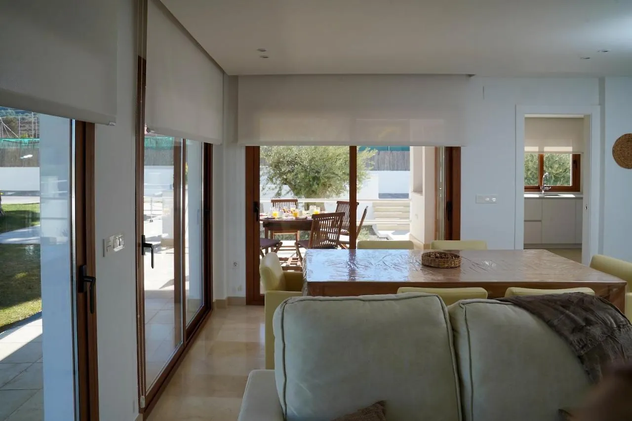 Tess Villa Maria 알하우린데라토레 스페인